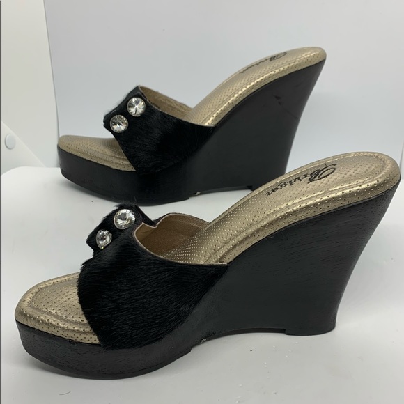 Bridget Black Pony Hair Rhinestone Buttons Wedge sz 7 - Picture 6 of 14